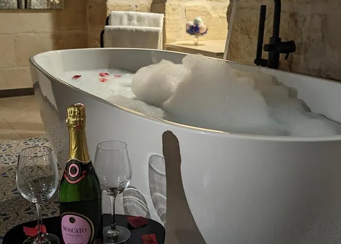 Sea Holly Gozo Bed & Breakfast