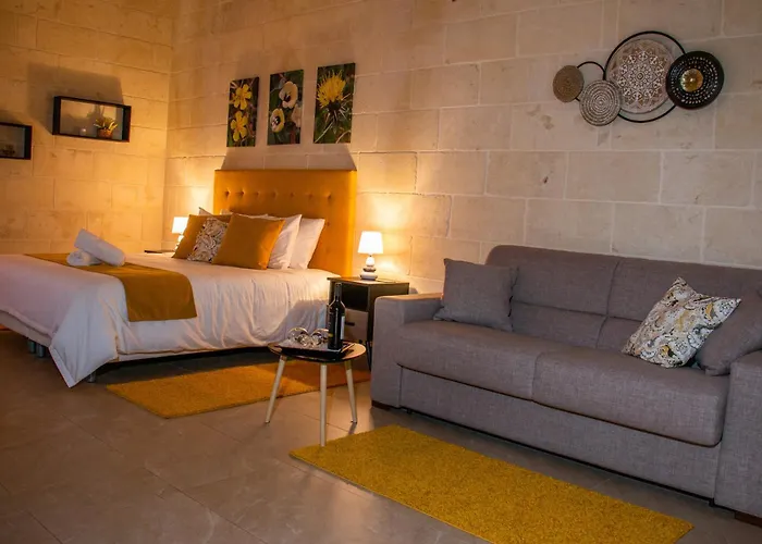 Sea Holly Gozo Bed & Breakfast Nadur