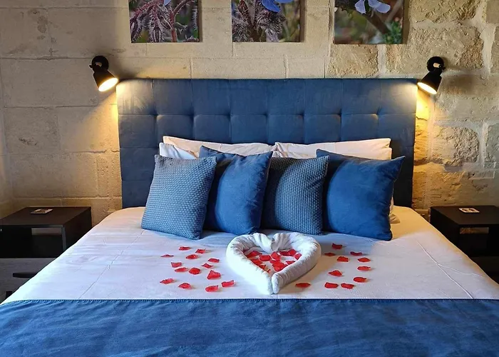 Sea Holly Gozo Nadur